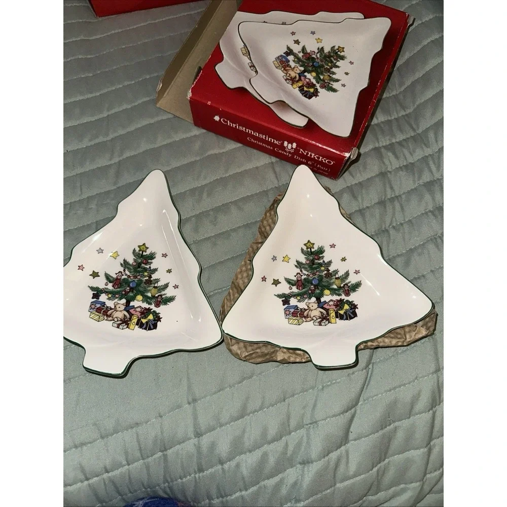 Nikko Christmastime Christmas Tree Shaped Plates Set 2 Vintage Ironstone Japan